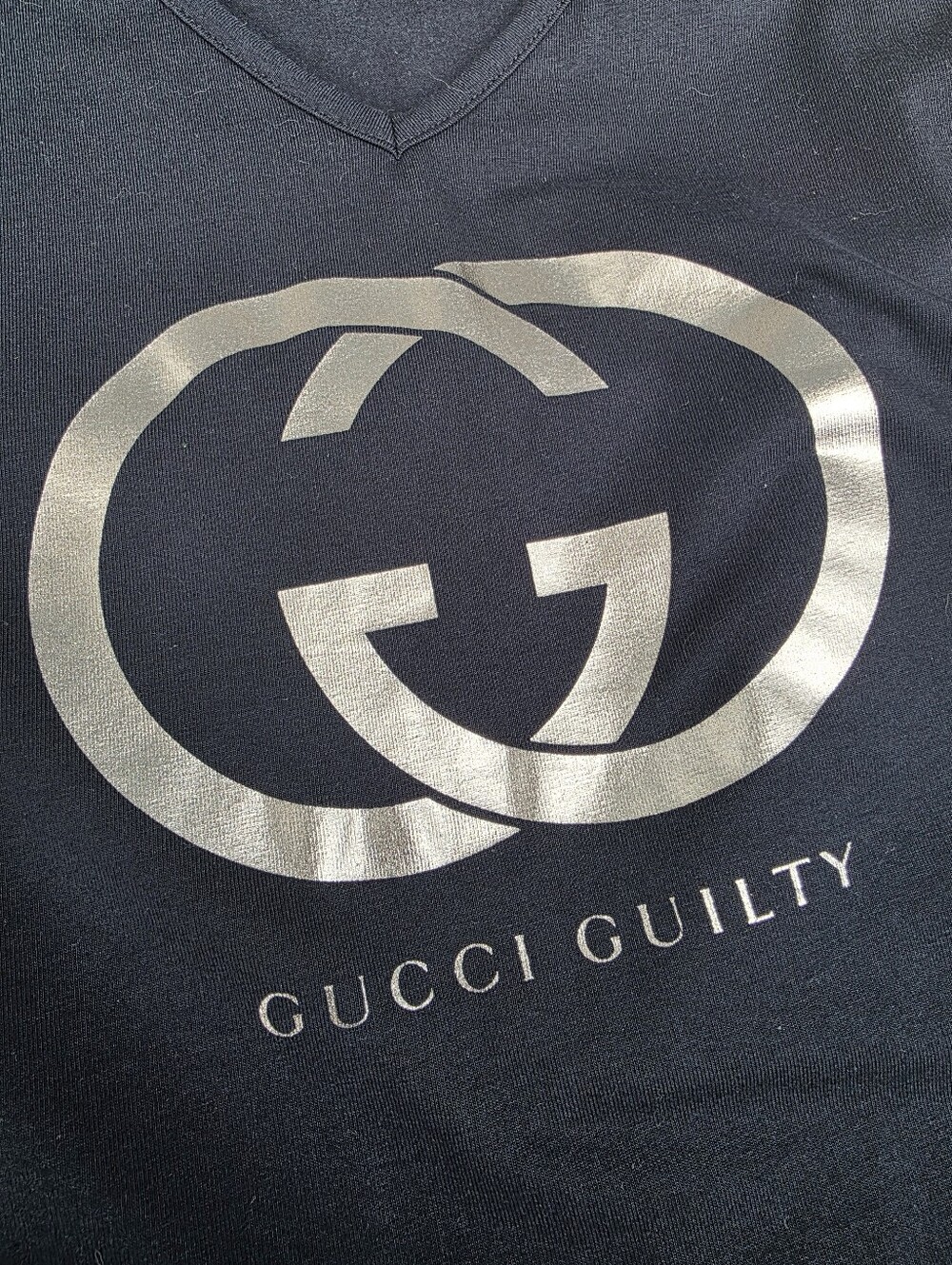 GUCCI Black V-Neck Long Sleeve Logo NEW - Picture 2 of 4